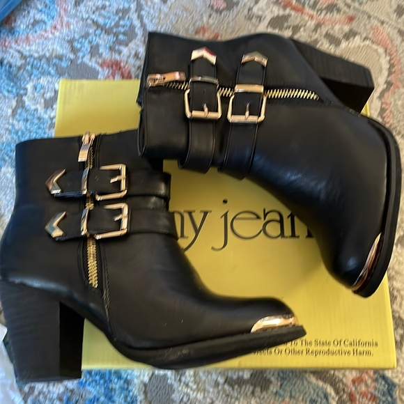 Cathy Jean Booties Size 6 - Picture 2 of 3